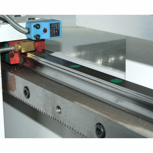 Фрезерный станок с ЧПУ LTT-K1325-3A